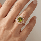 ZLATNI PERIDOT DIJAMANT HALO PRSTEN