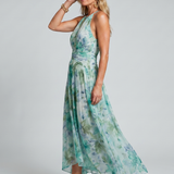 Marija  | Halter Midi Haljina sa Naborima i Mekanim Cvjetnim Uzorkom