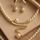 Elegantni set nakita sa biserima