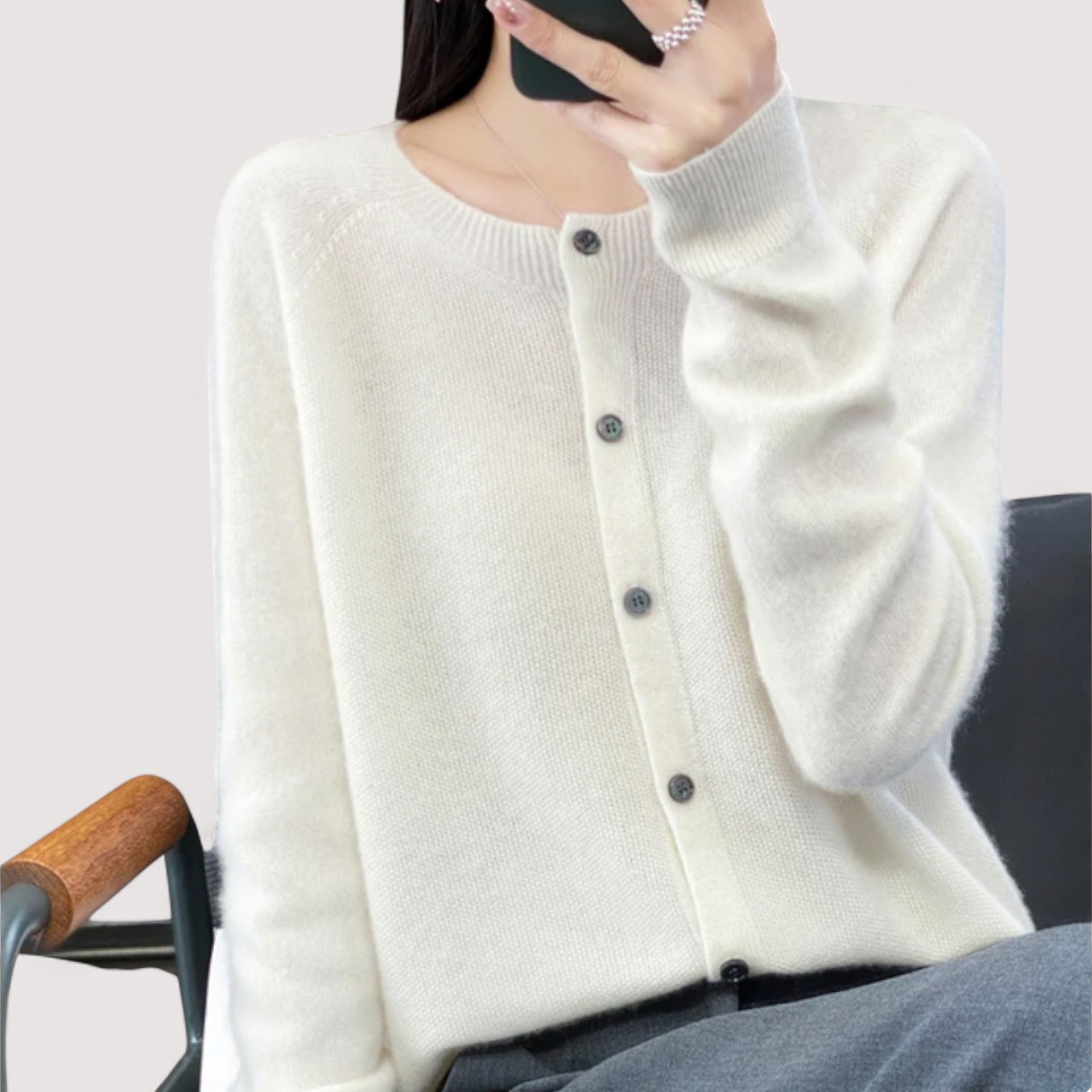 Darija™ – Mekani pleteni sako sa dugmetom